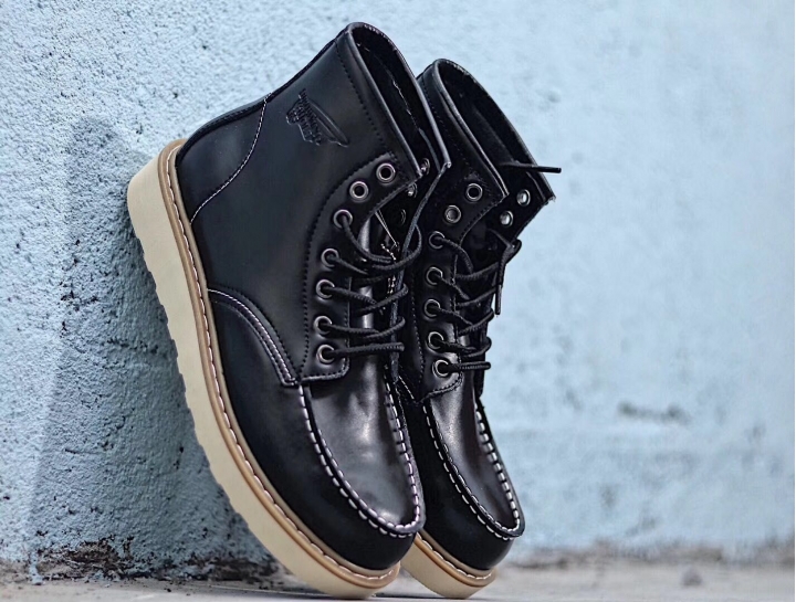 Red wing