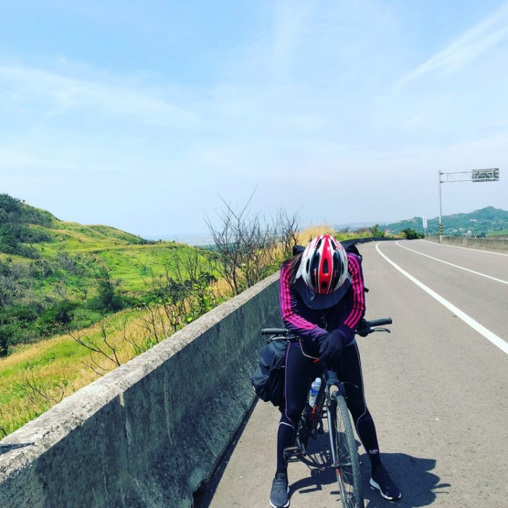 【飛輪車開箱&簡單介紹飛輪運動】預算大約2萬可以參考 / BH H915P- 體驗真實公路的騎乘感
