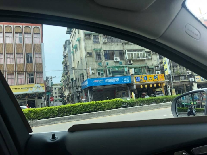 BENZ C250-LLUMAR龍膜WD-30