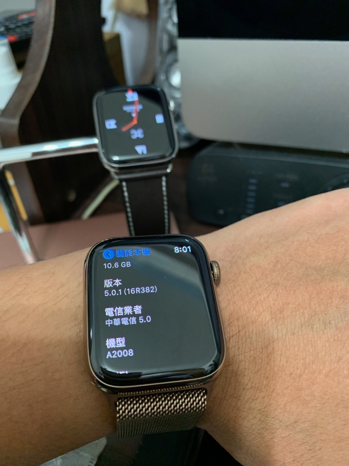 [日版雙eSIM] Apple Watch 4 LTE 不鏽鋼金 x 中華+台哥大eSIM！