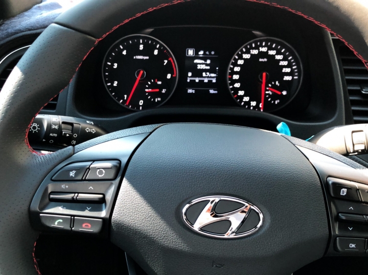 Elantra Sport 開箱79.9版(更新03/06)