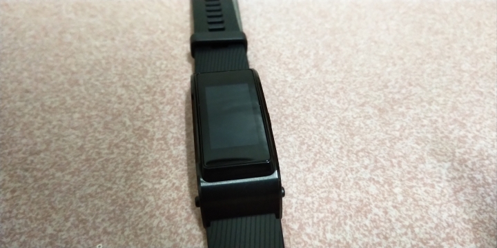 既是手錶又是耳機，Huawei TalkBand B5 開箱評測