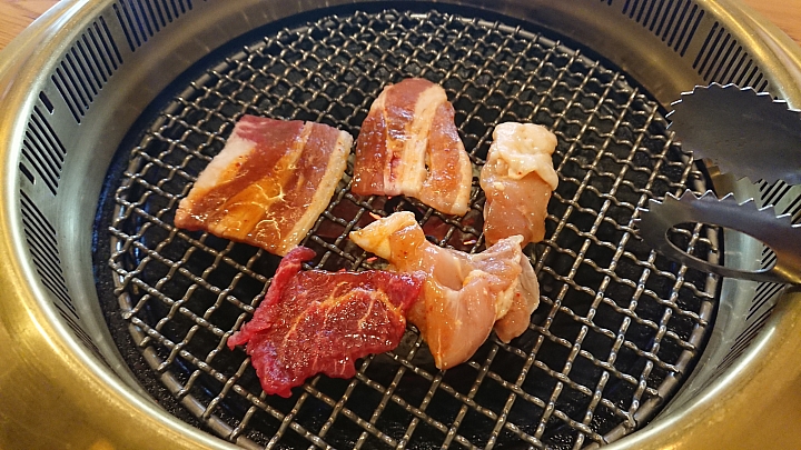 【東京都・惠比壽】人氣燒肉店！！用1000日円就能品嚐多種燒肉！