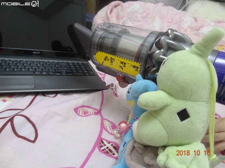 啵音光速淨化家裡髒汙..dyson陪你寵愛毛孩! 試用《Dyson Cyclone V10™》吸塵器