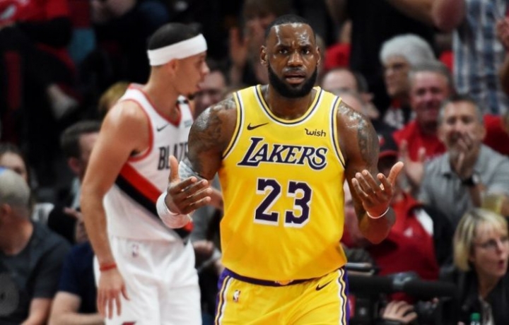 NBA》湖人不敵拓荒者 詹姆斯首戰26+12+6不失信心~~~~~~~~~~~~~~~~~~