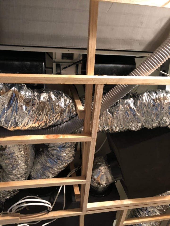 請各位高手能幫我看一下這樣的吊隱式冷氣與HRV配管是OK的嗎?
