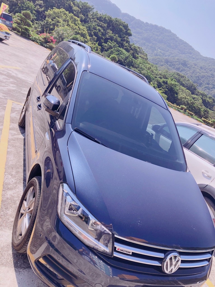 9月21日交車⋯微開箱 caddy maxi 4motion