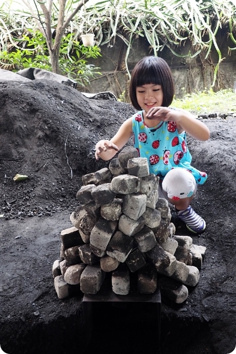 ▋金山好好玩 ▋獅頭望燭臺，控窯嚐地瓜，體驗特殊"蝙蝠”農場，再去泡湯吃好料。金山眾多特色景點，三天都玩不完！！！