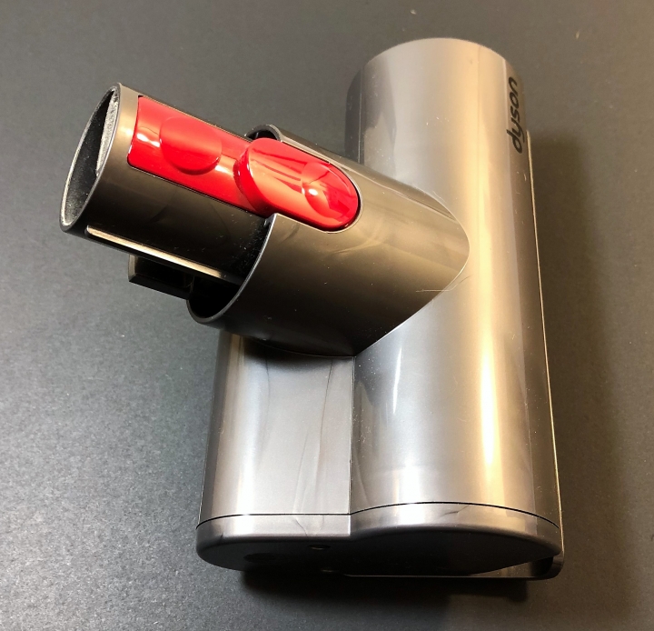 Dyson Cyclone V10無線吸塵器，是寵物家庭最完美的潔淨工具