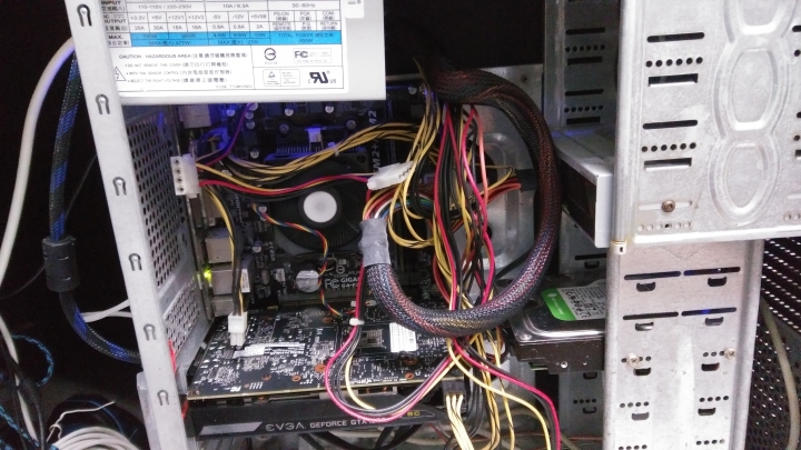 EVGA GTX1060 3GB GAMING ACX 2.0 GDDR5 問題