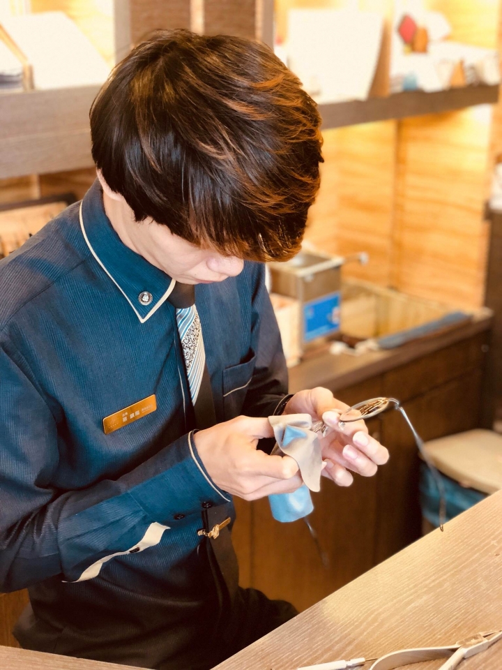 LOHAS樂活眼鏡 - 高應大店>>>眼鏡免費眼鏡維修&眼鏡深層保養心得