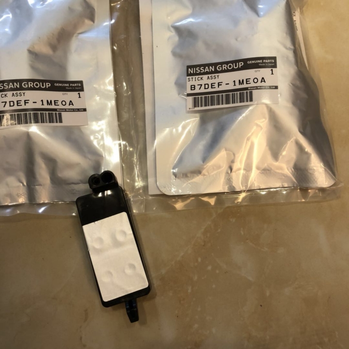 請問有 森林浴空調系統的 Infiniti 車主， 原廠的森林浴香氛包， 換一個多少錢？ 多久該替換？