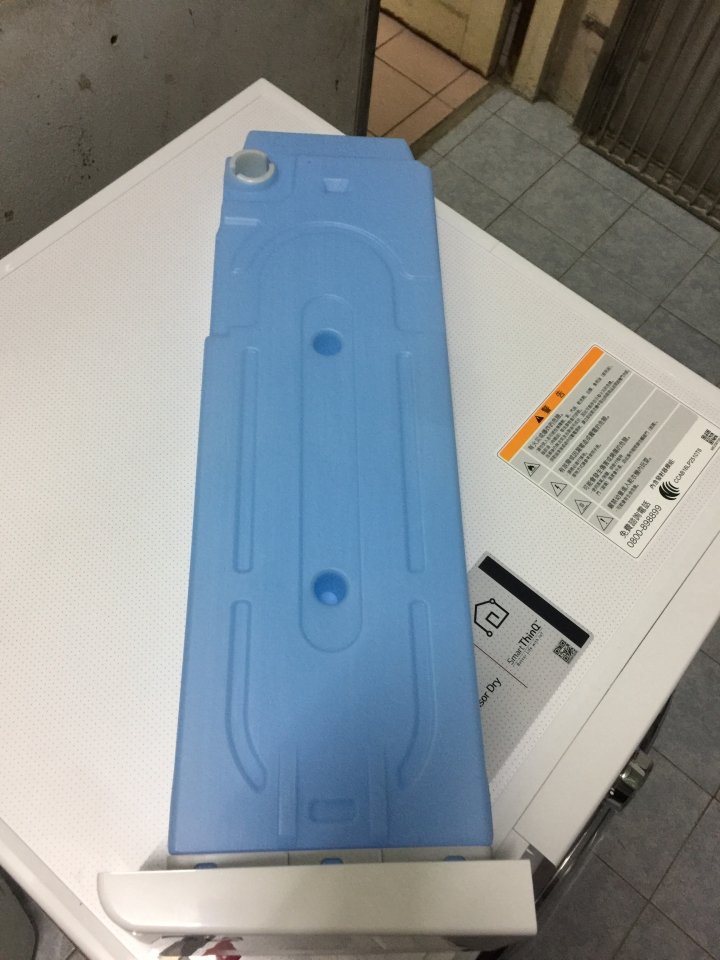 LG WR-90TW 熱泵式乾衣機 開箱文~