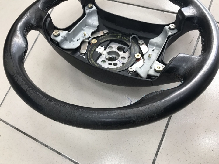 遲了23年的開箱 E34 M525