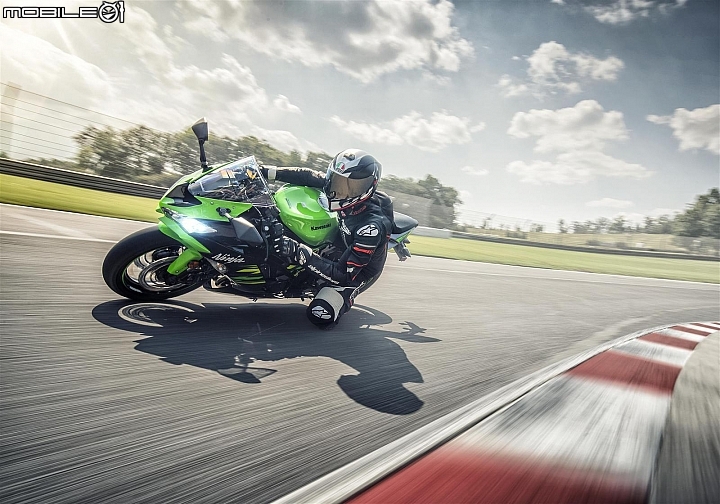 【海外快訊】中量級仿賽配備升級!2019 Kawasaki Ninja ZX-6R 636 正式發表!