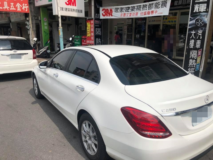 BENZ C250-LLUMAR龍膜WD-30