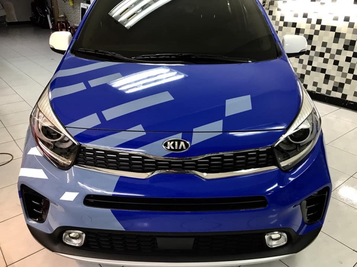 一個不小心  picanto 新車就變成這樣了