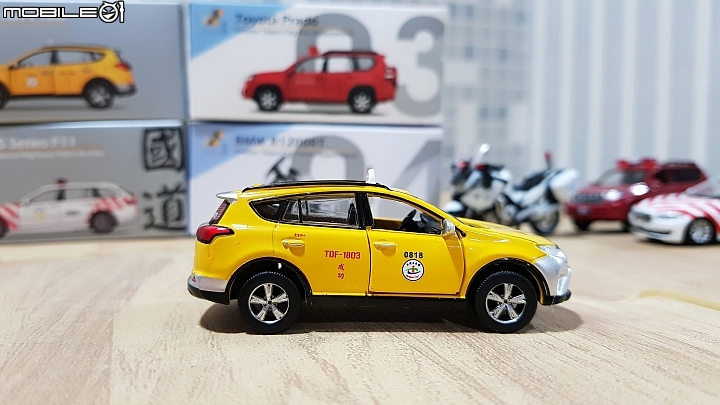 【開箱】RAV4計程車、BMW國道警車/重機等一同登場,TINY微影台灣系列小車分享!
