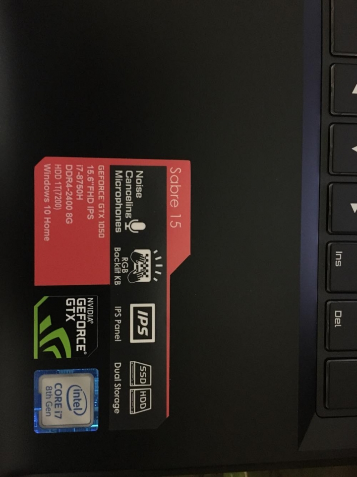 GIGABYTE Sabre 15G 不專業開箱