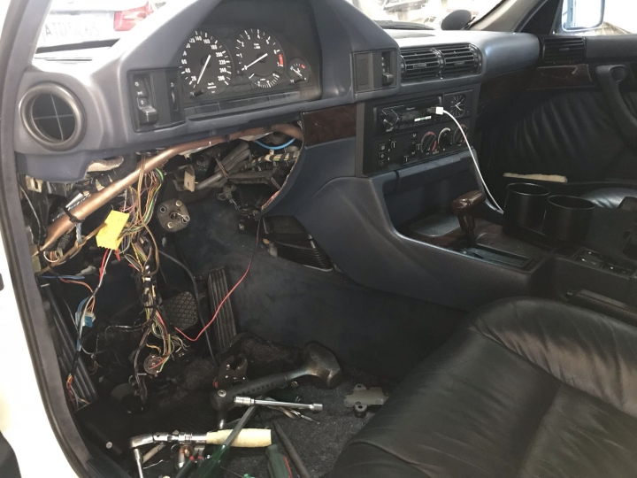 遲了23年的開箱 E34 M525