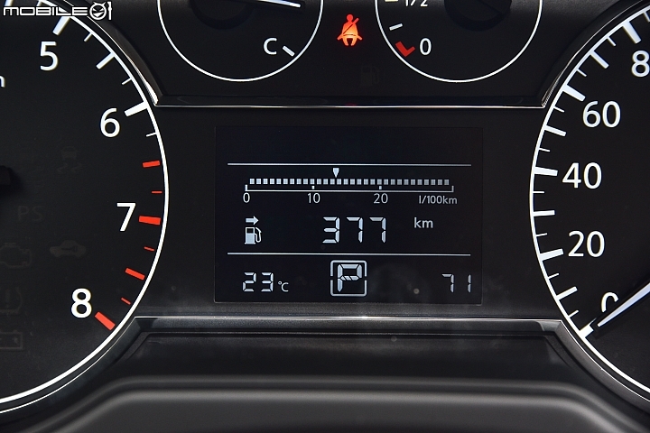 Nissan Tiida 2019年式試駕，六安/VDC/ISO-FIX入列，戰力再升級！