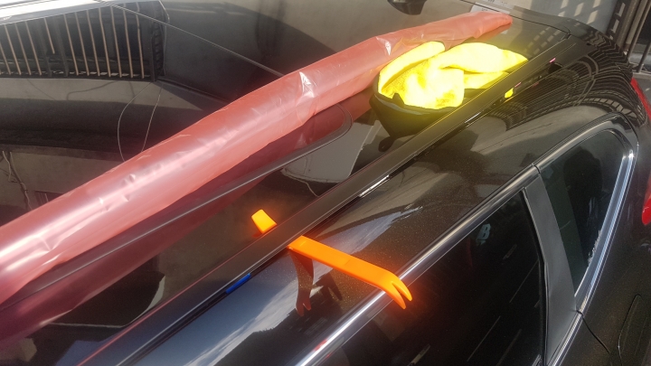 crv5車頂架豎桿安裝