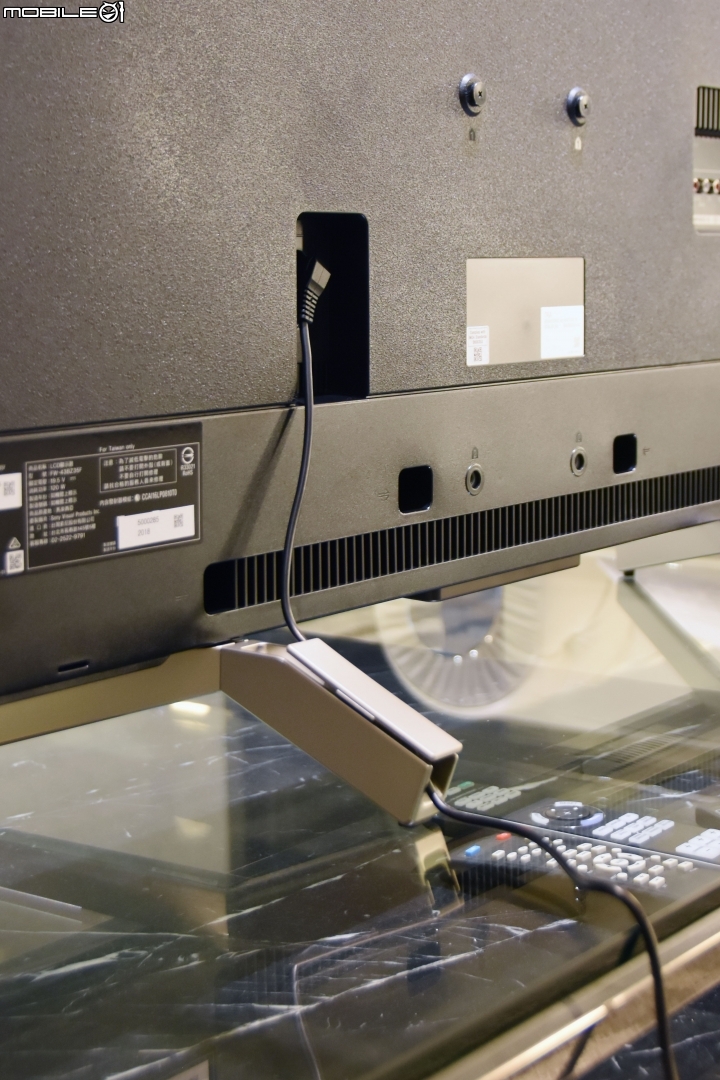 [開箱] 用專業震撼你的影音感官 SONY PRO BRAVIA FW-43BZ35F 商用顯示器