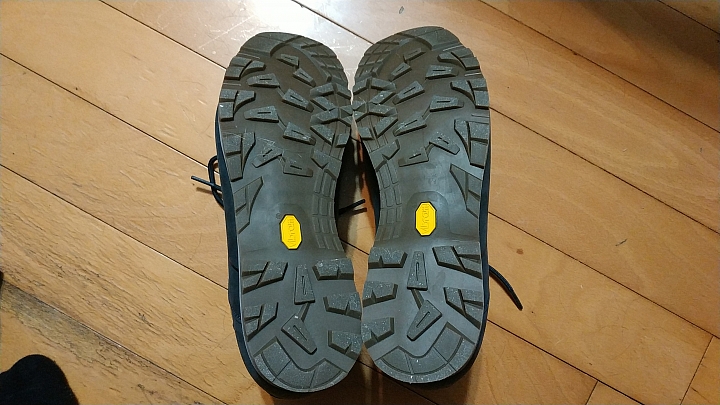 [開箱]GARMONT 男款Gore-Tex低筒鞋Miguasha Low Nubuck GTX