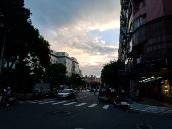 [精簡開箱]開的是回憶NOKIA 5.1+