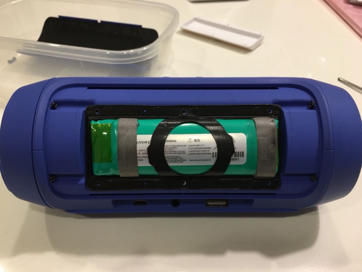 JBL Charge 2+ 藍芽喇叭拆換電池