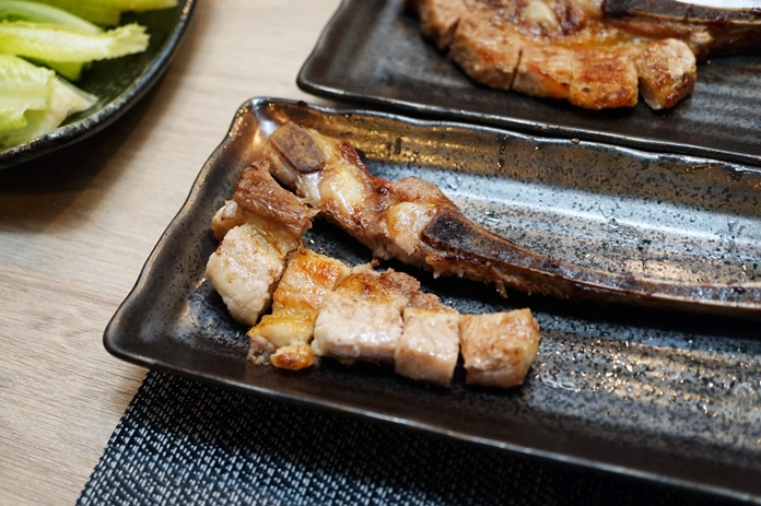 【台南燒肉】初云 職人燒肉 ｜霸氣海陸饗宴雙人套餐｜職人燒烤張嘴就好｜打卡按讚贈角切牛或豬五花｜499雙人啤酒暢飲