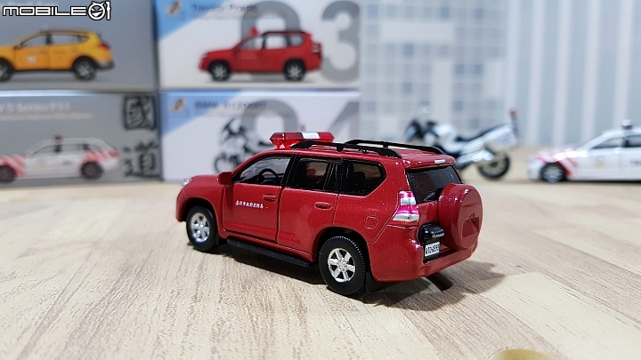 【開箱】RAV4計程車、BMW國道警車/重機等一同登場，TINY微影台灣系列小車分享！