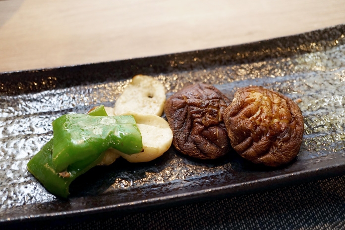【台南燒肉】初云 職人燒肉 ｜霸氣海陸饗宴雙人套餐｜職人燒烤張嘴就好｜打卡按讚贈角切牛或豬五花｜499雙人啤酒暢飲