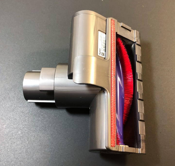 Dyson Cyclone V10無線吸塵器，是寵物家庭最完美的潔淨工具
