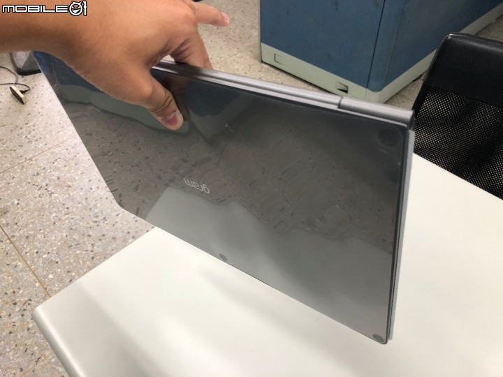 我的研究生涯好幫手 - LG gram 15z980 開箱心得～