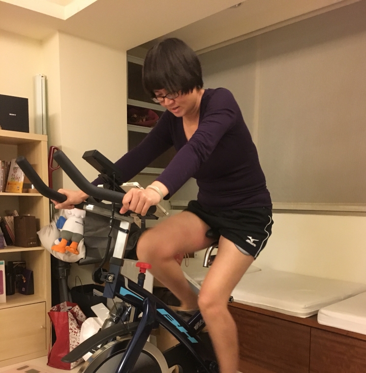 【飛輪車開箱&簡單介紹飛輪運動】預算大約2萬可以參考 / BH H915P- 體驗真實公路的騎乘感