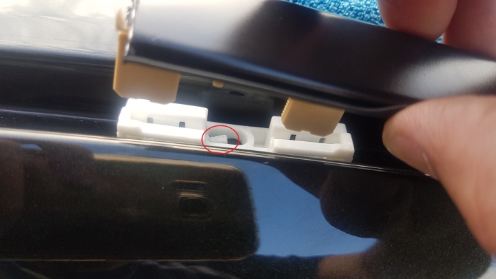 crv5車頂架豎桿安裝