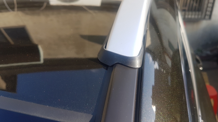 crv5車頂架豎桿安裝