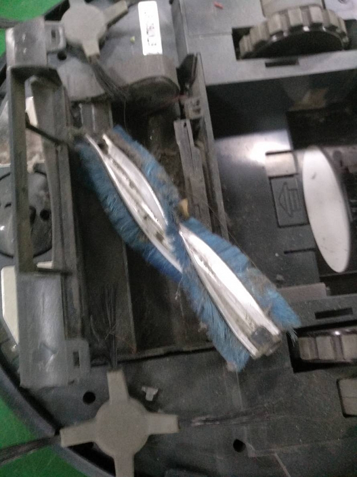 Cleanmate Q6掃地機器人開箱(便宜好用吸力強)
