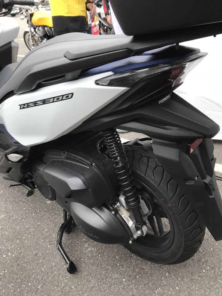 試乘新款 本田HONDA  NSS300