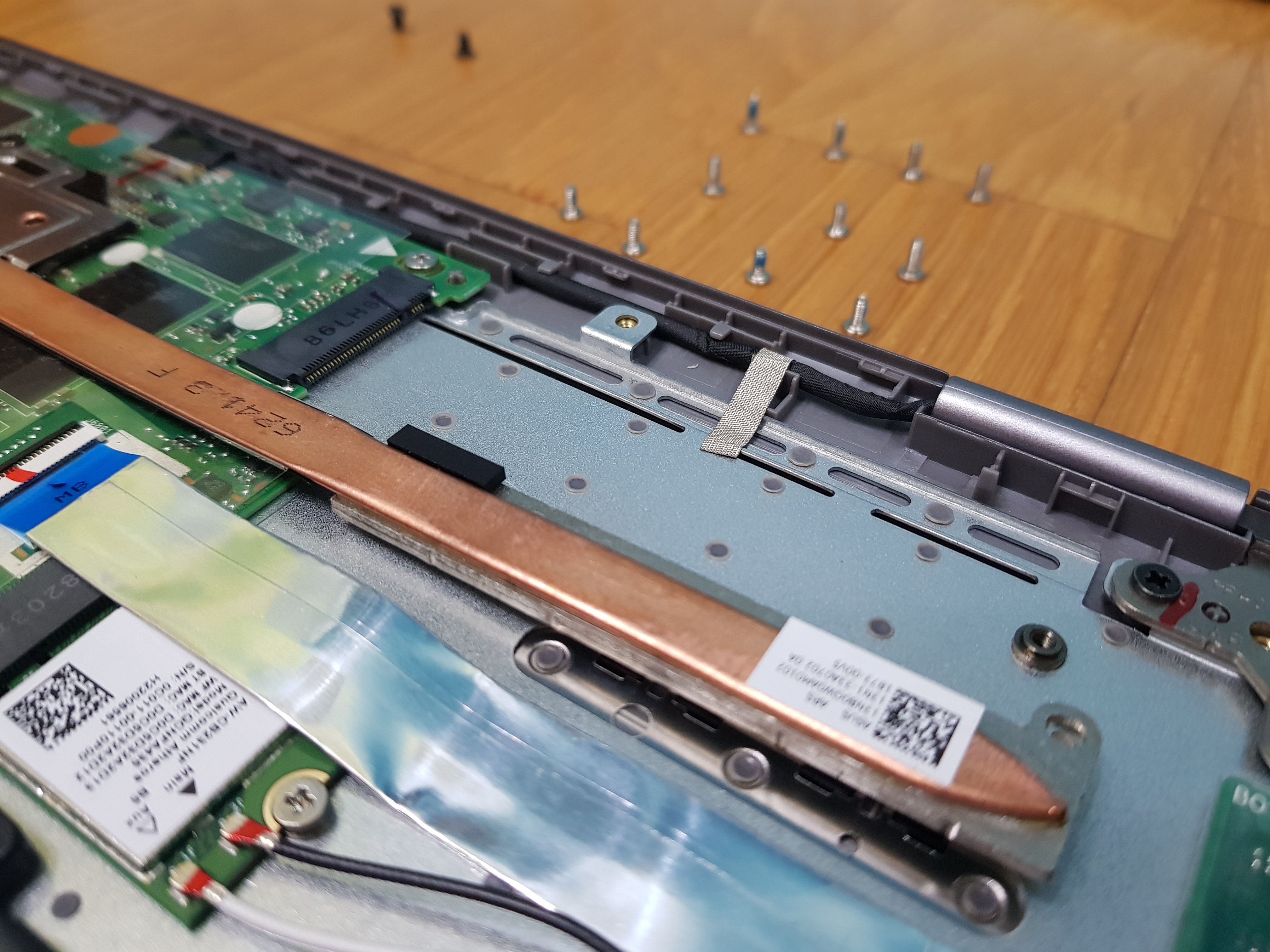 【小宅開箱】【閒聊】ASUS VivoBook Flip 14 J401MA 360° 翻轉大視界