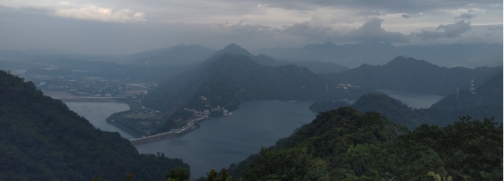 佛陀世界眺望石門水庫