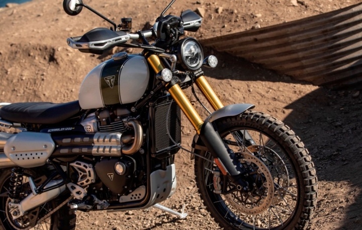 【海外快訊】TRIUMPH SCRAMBLER 1200 XC/XE 雙版本正式發表