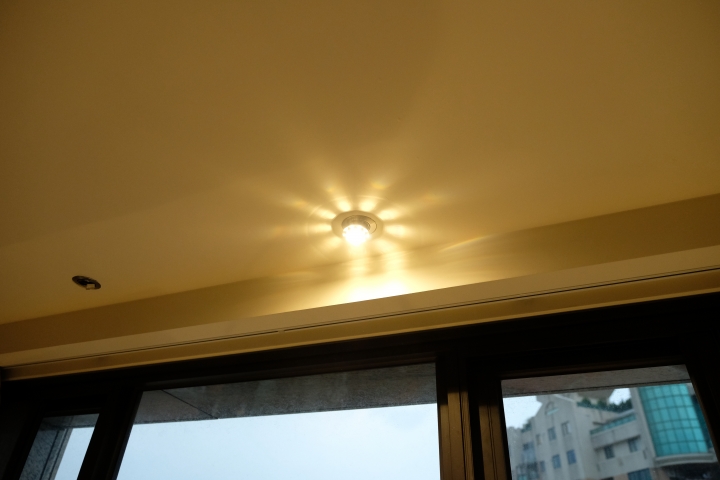 [開箱心得] 不想當烤雞 之 全面DIY更換LED燈具(有影片)  OSRAM歐司朗LEDVANCE系列-吸頂燈.嵌燈.支架燈.MR16投射燈