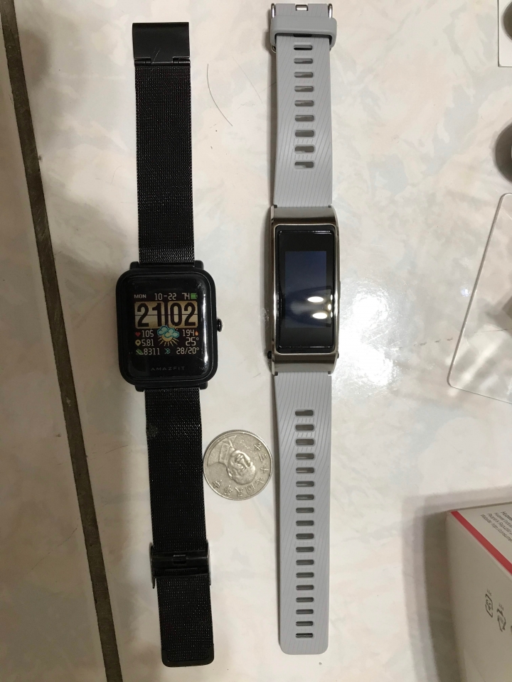 點我看大圖 HUAWEI TALKBAND B5試用文
