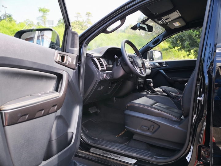 FORD RANGER不專業的試駕體驗分享