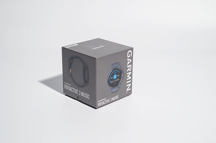 [ 開箱 ] 輕量無負擔的運動時尚 Garmin Vivoactive 3 Music