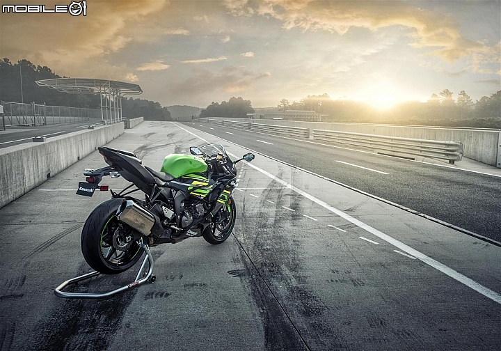 【海外快訊】中量級仿賽配備升級!2019 Kawasaki Ninja ZX-6R 636 正式發表!