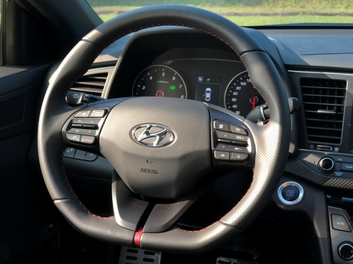 Elantra Sport 極速版-阿金開箱文