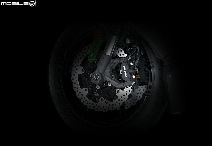 【海外快訊】中量級仿賽配備升級!2019 Kawasaki Ninja ZX-6R 636 正式發表!
